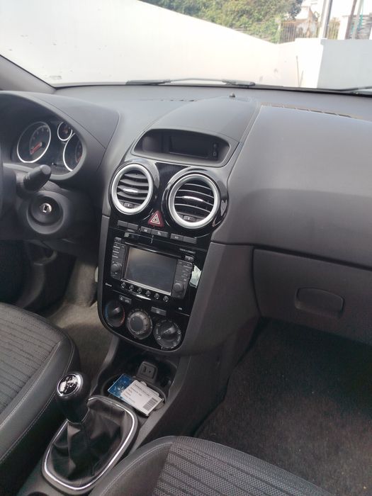 Opel corsa D 1.2