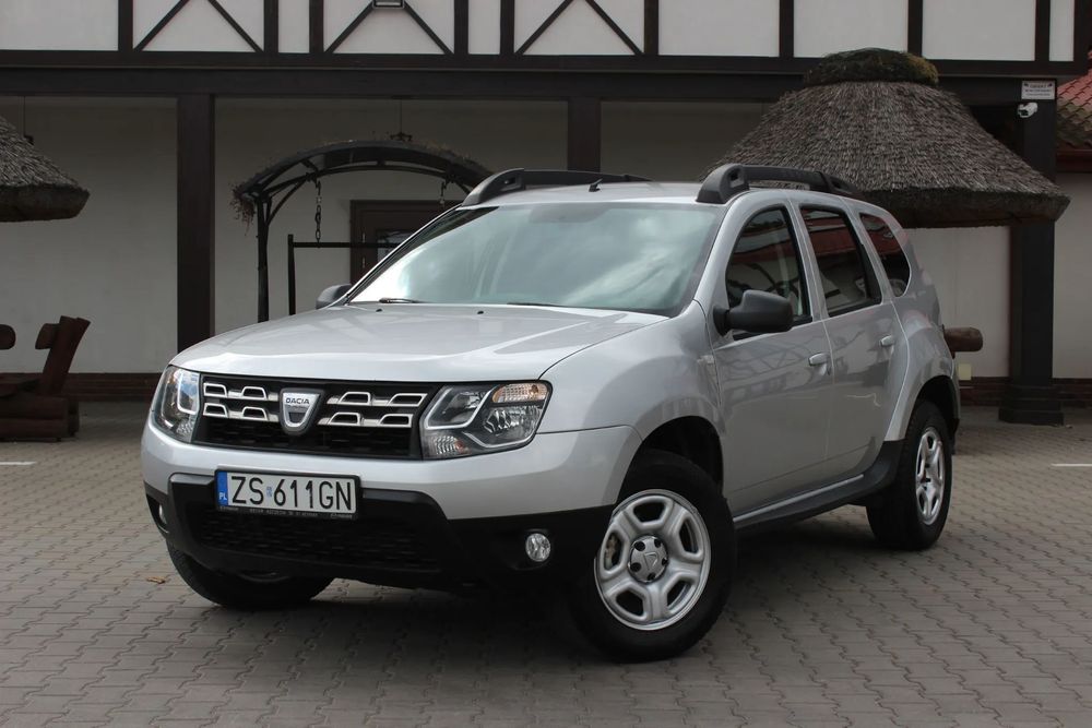 Dacia Duster 1.5dci * Klima * 4x4 * Salon Polska * Hak * Niski przebieg *