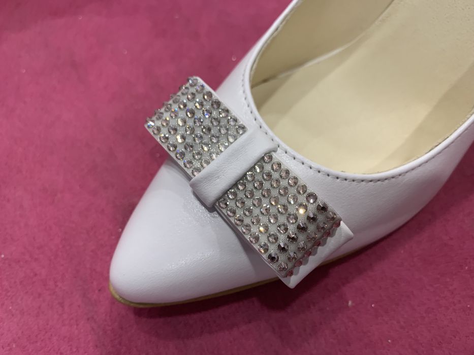 Buty ślubne La Boda C-283/1/KKE r.38 Białe - WYPRZEDAŻ