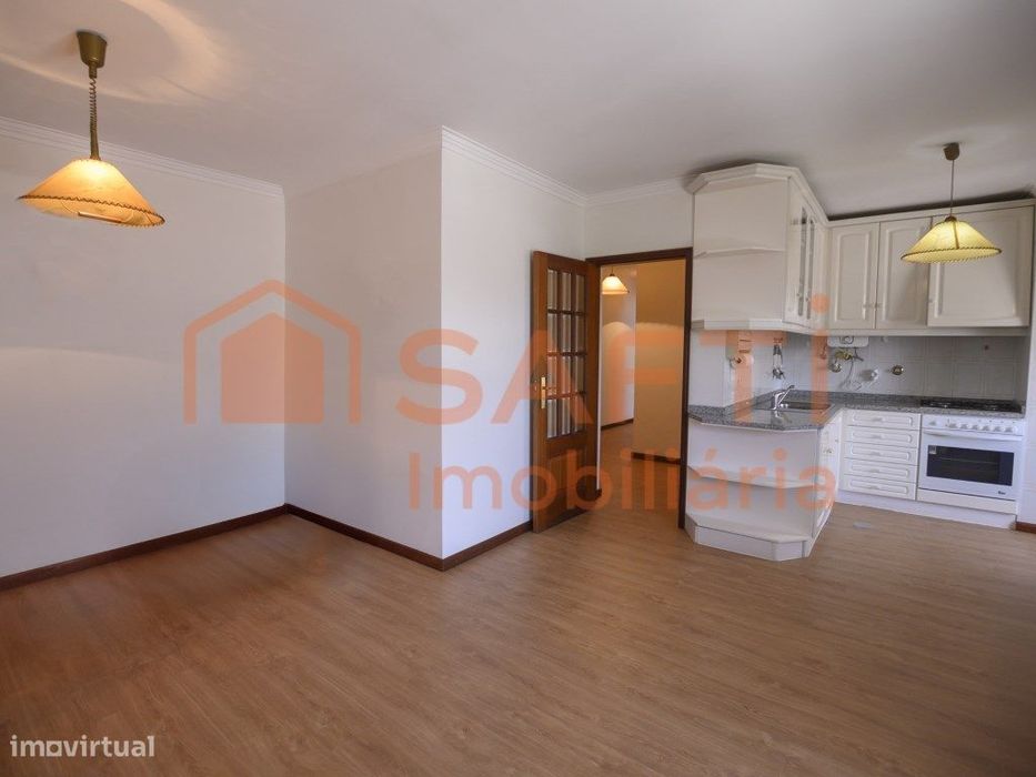 Apartamento T2 com garagem na praia do Furadouro em Ovar