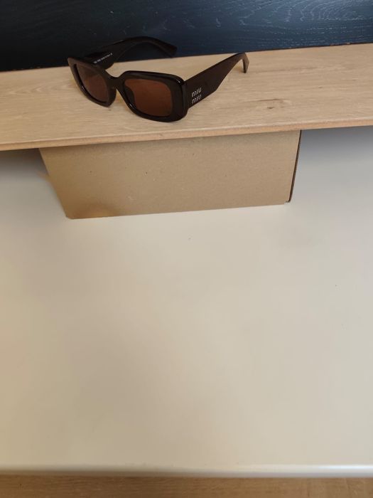 Miumiu okulary przeciwsłoneczne  damskie.