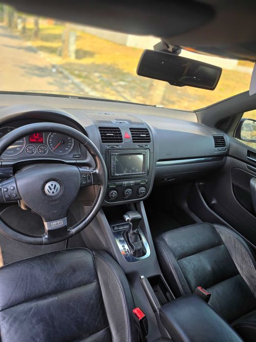 Volkswagen Golf Variant 2.0 TDI 140cv DSG Nacional – Motor Novo – Estado Impecável