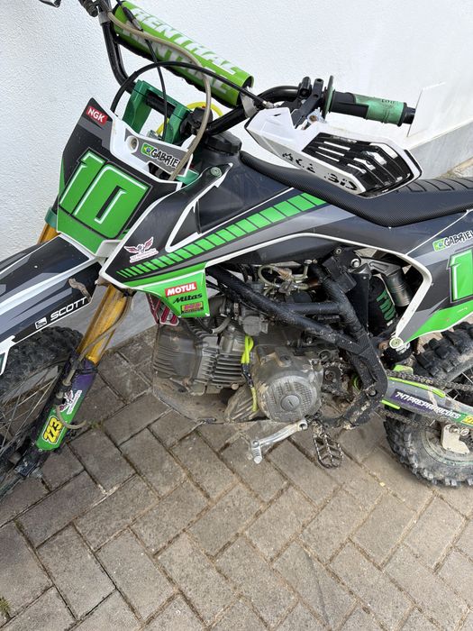 Vendo pit bike 190