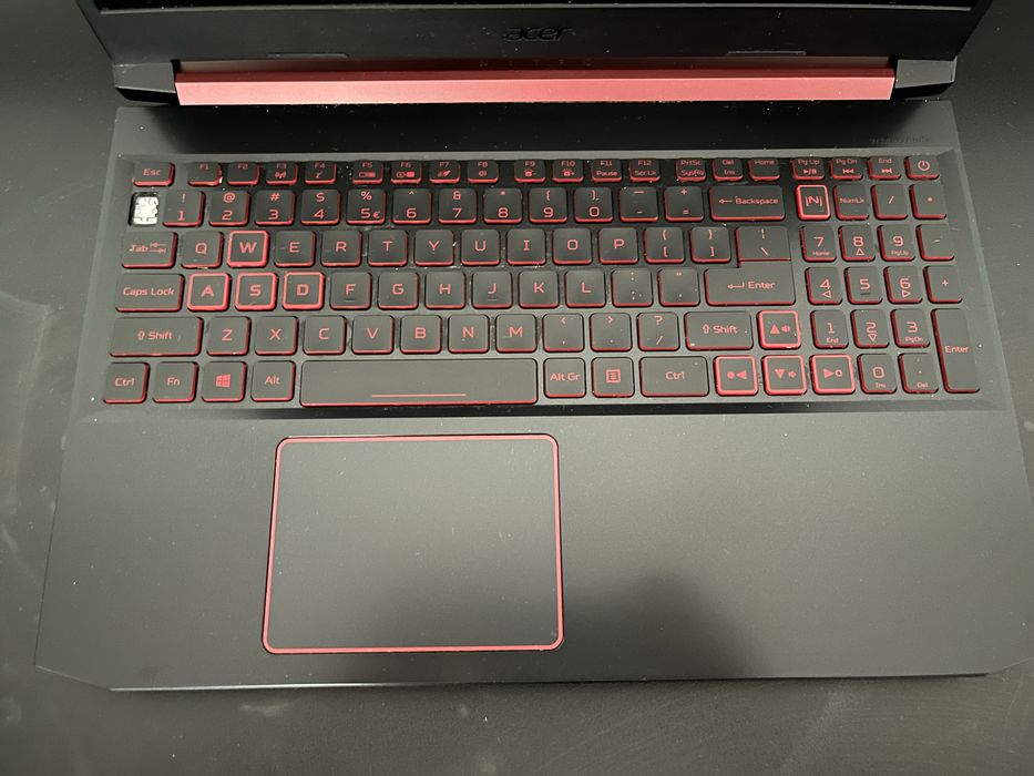 Acer Nitro 5 | i5-9300H | GTX 1650 | 512GB SSD |