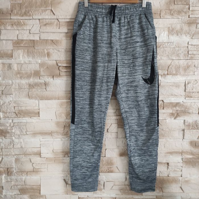 Spodnie dresowe Nike