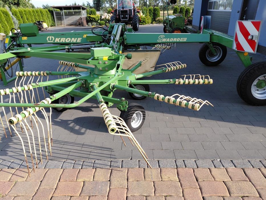 Zgrabiarka Krone Swadro 681