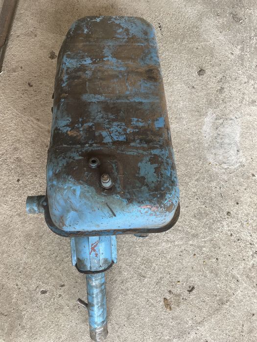 Бак лівий мтз 80-82