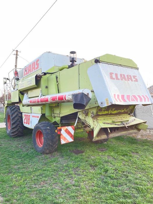 Комбайн зернозбиральний Claas Mega 208 II