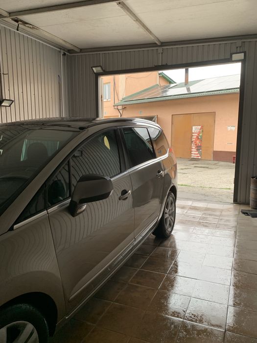 Продам авто Пижо 5008