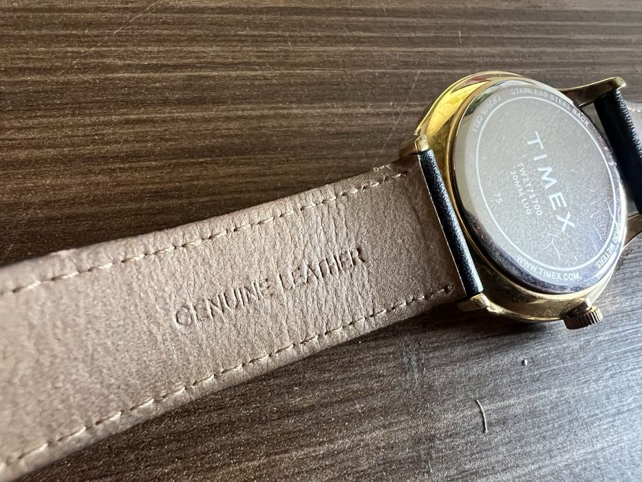 Zegarek Timex Easy Reader – skórzany pasek