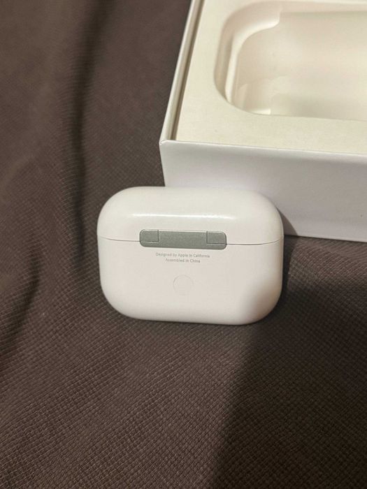 Купити airpods pro 2 - ціна на аірподс про 2 на OLX.ua