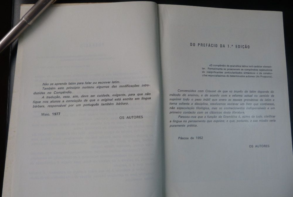 "Compendio de Gramática Latina"