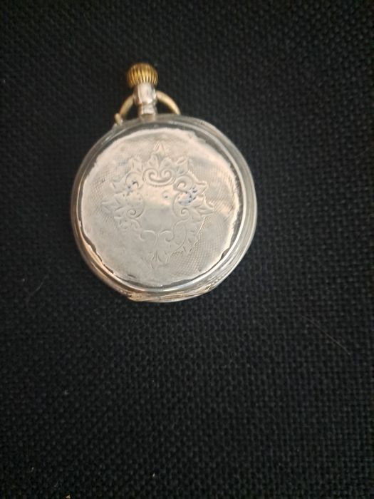 Relógio de bolso, muito antigo.