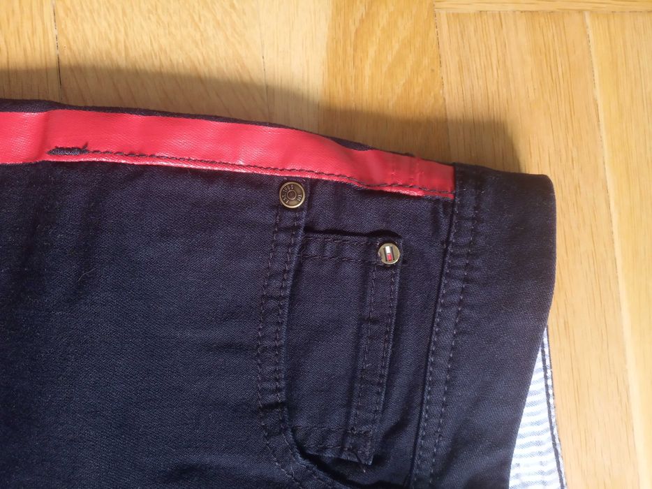 Tommy Hilfiger lampasy M jeansy