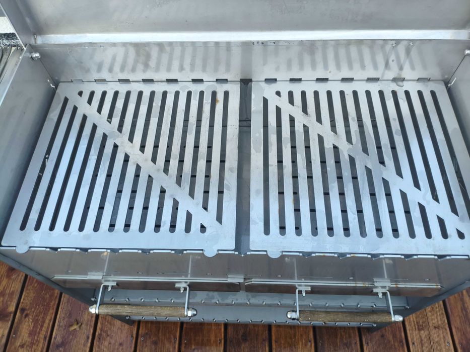 Grill solidny nierdzewny