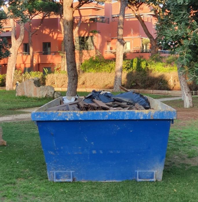 SETÚBAL ALMADA SEIXAL e SESIMBRA contentores p/recolha de entulho de obras  resíduos industriais empresariais jardinagem e lixo misturado ou separado