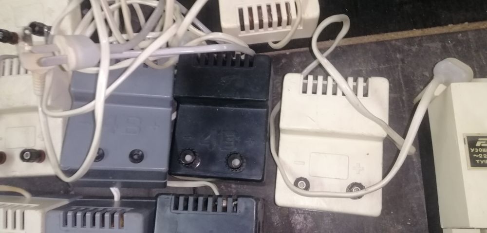 Преобразователь напряжения  4/40 ухл4.Ву 4/36 УХЛ 3.6.