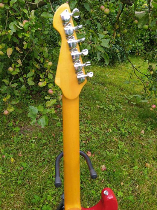 Stratocaster Musima Lead Star II, produkcja NRD.