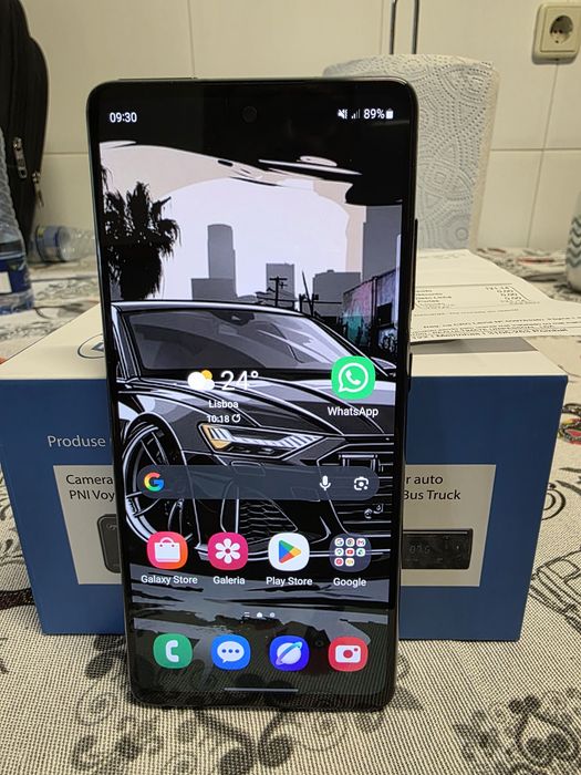 Galaxy S20 FE 256gb 8 gigas de RAM tela super amoled