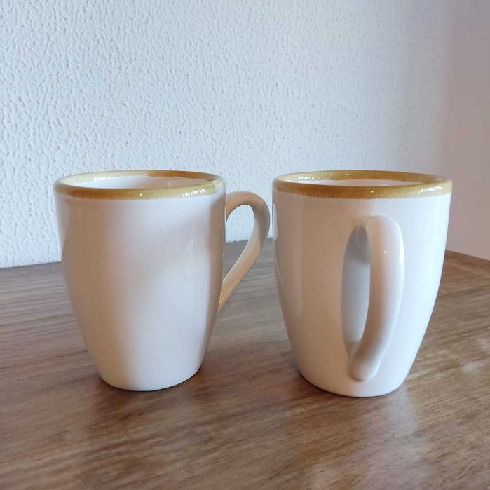 White Ceramic Mugs428572499121940480