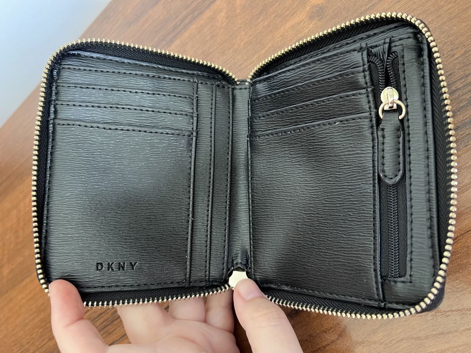 Шкіряний гаманець оригінал DKNY