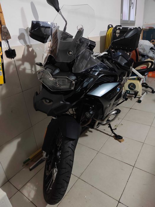 Vendo BMW F 850 GS Adventure com garantia da BMW