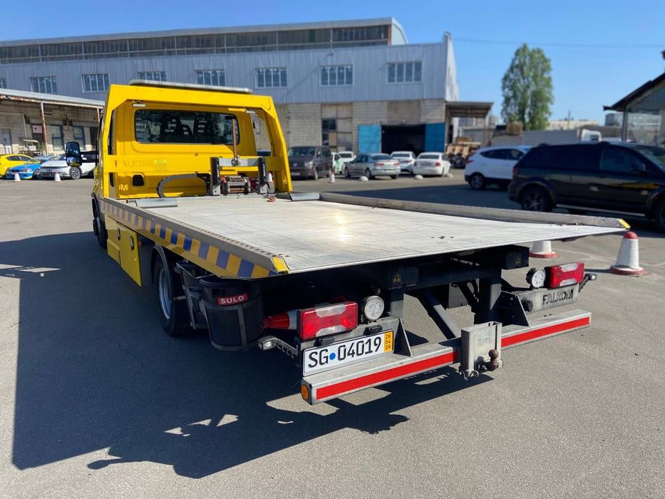 Iveco Daily 70-180 • Евакуатор • 2016 • 3.0 Diesel • Falkom FAS 3000 • 7 місць