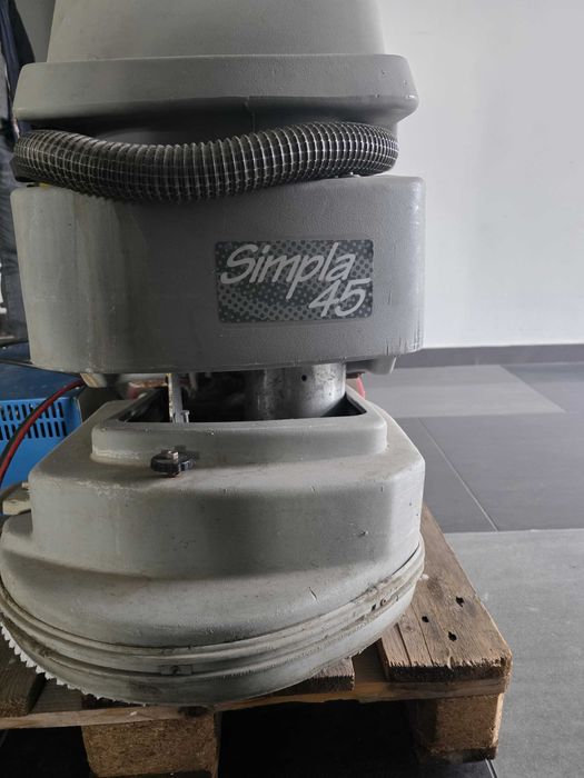 Simpla 45 B Classic Comac maszyna do szorowania podłóg wysyłka gratis
