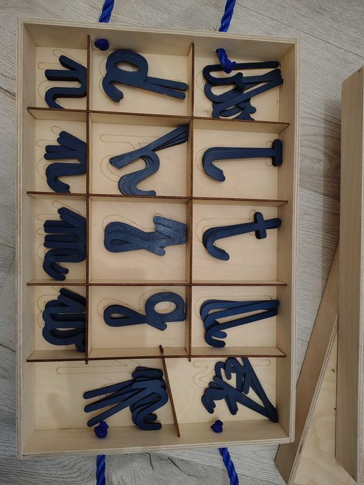 Montessori alfabet pisany KUIKI