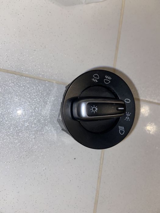 Вимикач світла vw 09-17рік  ОРИГІНАЛ  3C8 941 431 C