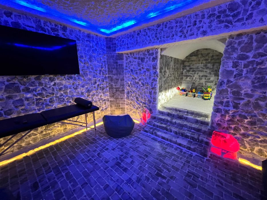 Продаж комерційного приміщення на Виставці