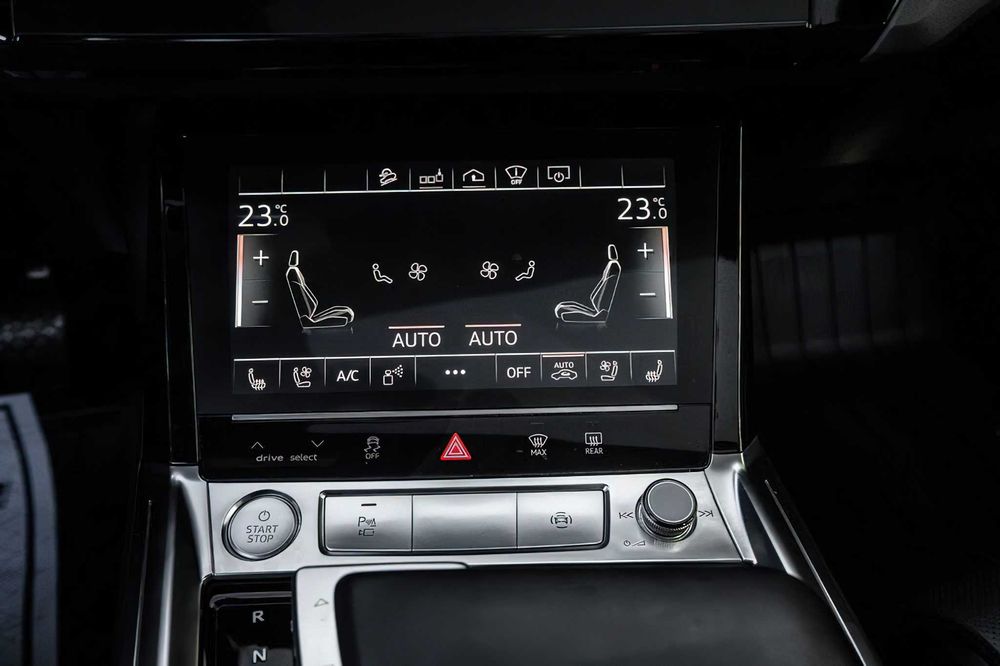 Audi e-tron      2019