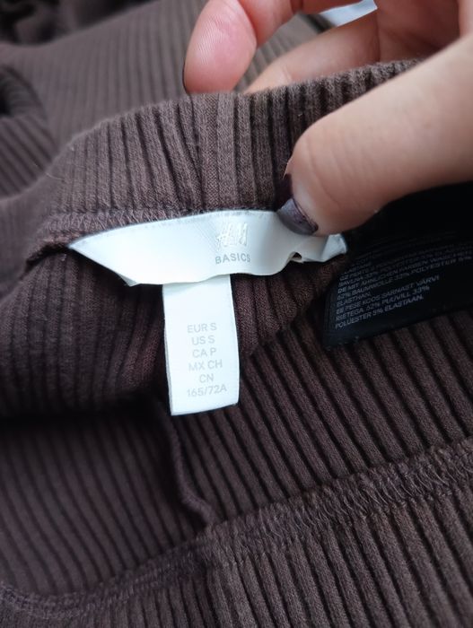 Spodnie brązowe, dzwony prążkowana brąz h&m S
