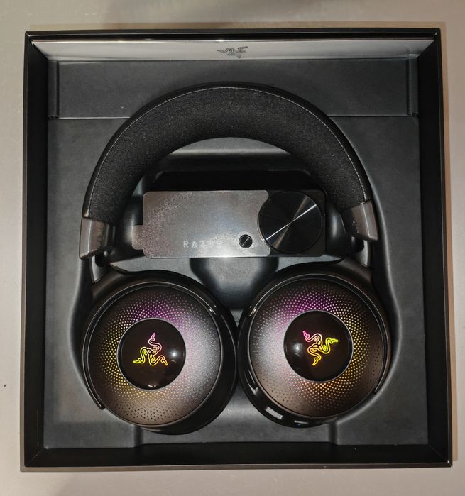 Auscultadores Razer Kraken V4 PRO - OLED - Sensa HD/Bluetooth