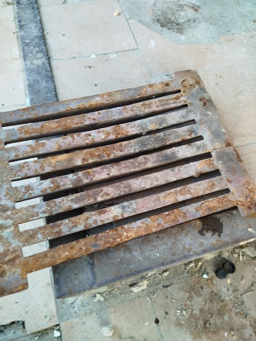 Продається Колісник для групки шибр і дверцята