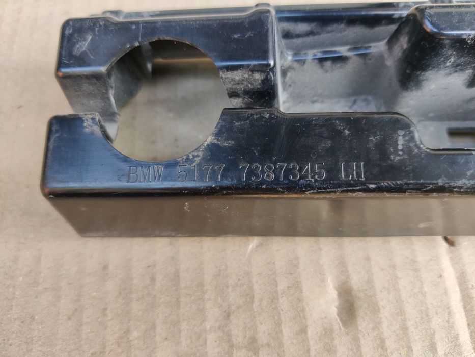 Крепление порога левого центральное BMW 5 G30 17-