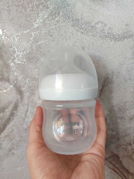 Продам пляшечку Philips Avent Natural Response (125 мл)