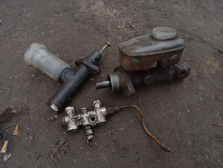 Тормозні циліндри Москвич