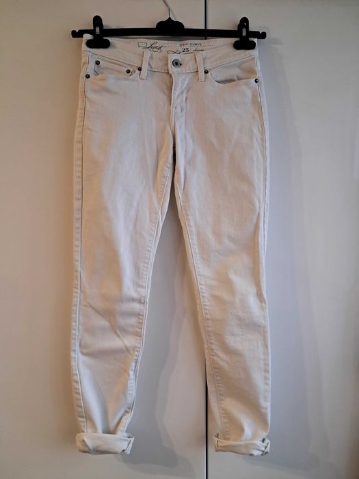 Nowość 2025:) białe jeansy SKINNY LEVI'S roz 25/32