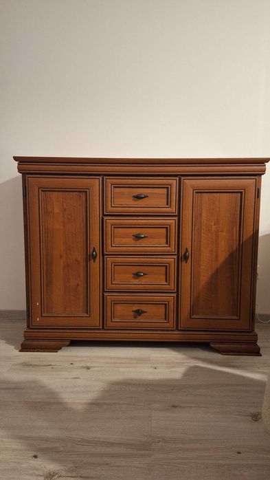 Elegancki komplet mebli salonowych – Styl Klasyczny