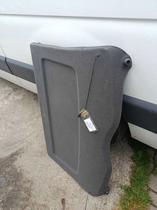 Półka tylnia do Forda