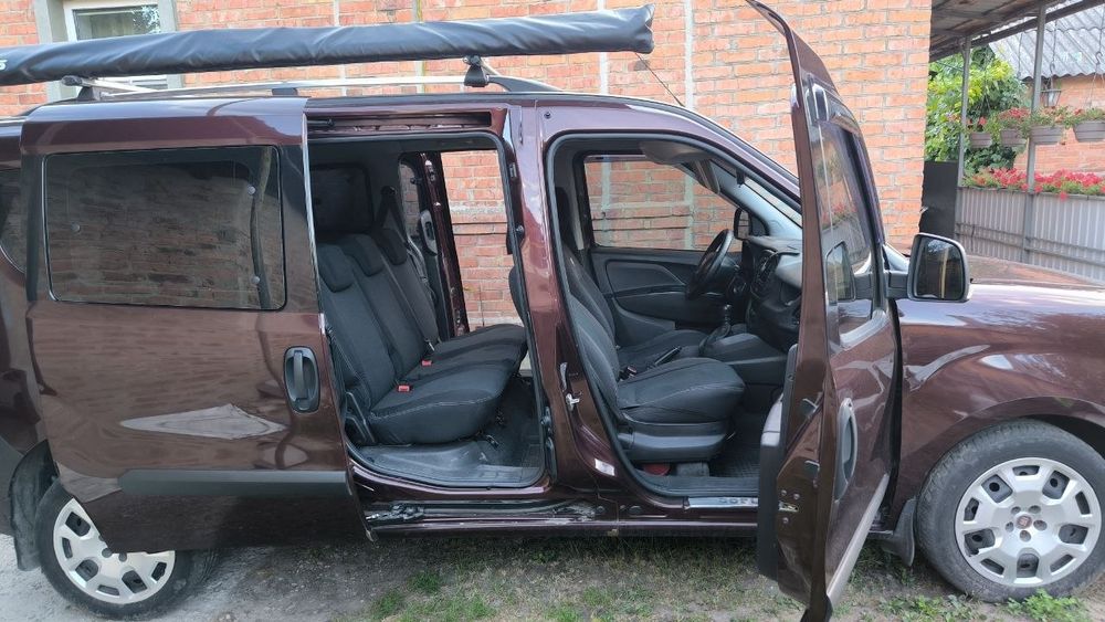 Продаж Fiat Doblo Maxi 2017 року