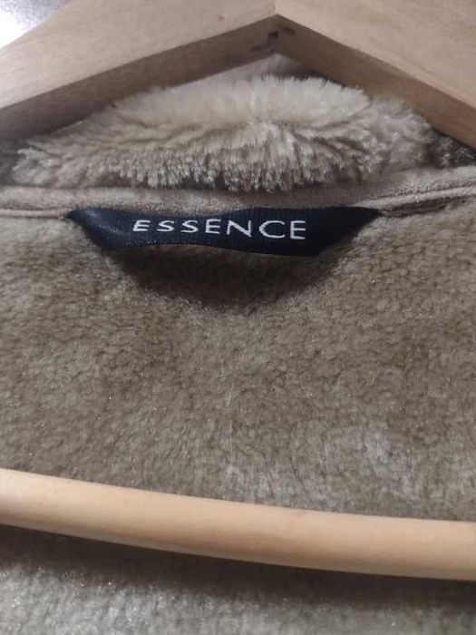 Kożuszek Essence