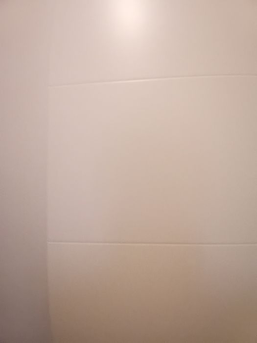 Modelo Holanda, em MDF  lacada, em branco mate.