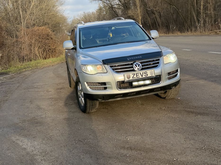 Volksvagen  TOUAREG