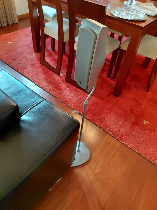 Sistema Home Cinema 5.1 JBL SCS 300.5 - Excelente Estado