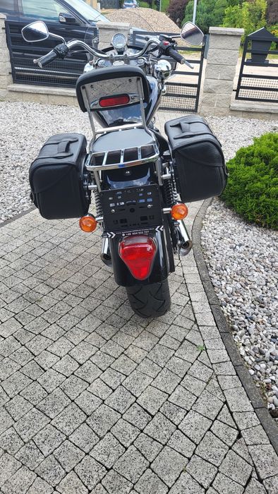 Triumph america 900