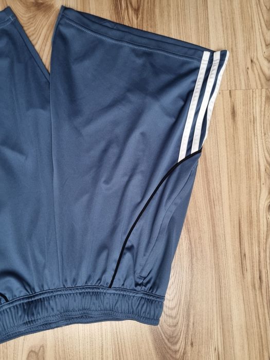 Spodenki szorty Adidas S 36