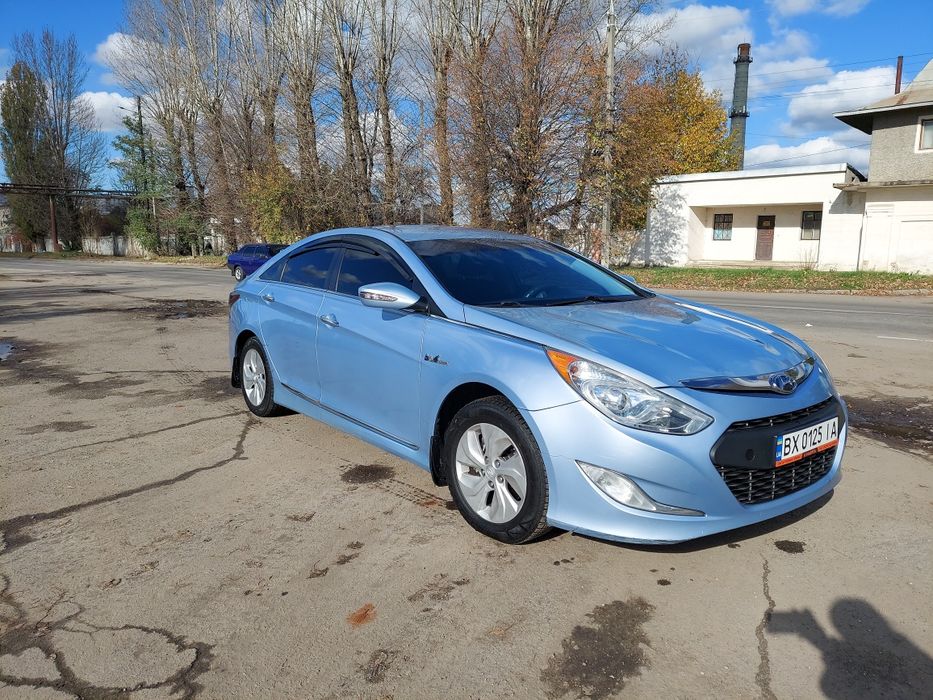 Hyundai sonata hybrid