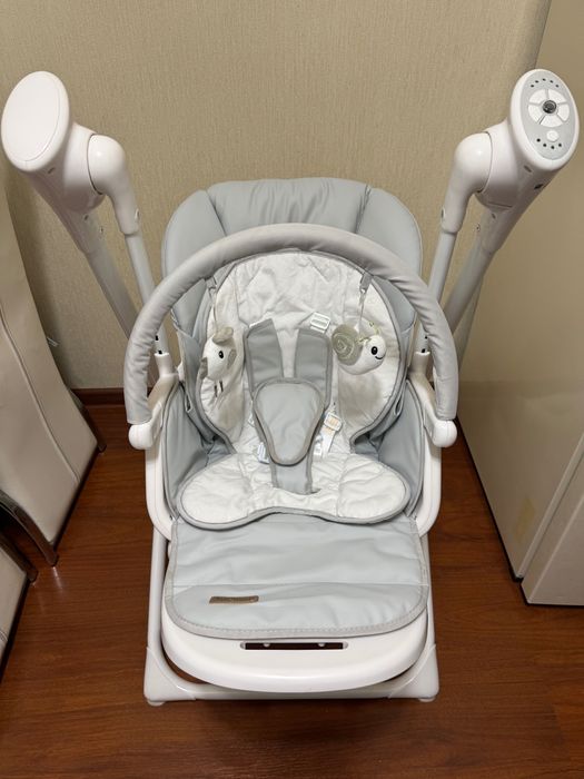 Стільчик-качеля 3в1 CARRELLO Triumph CRL-10302 Заколисуючий центр